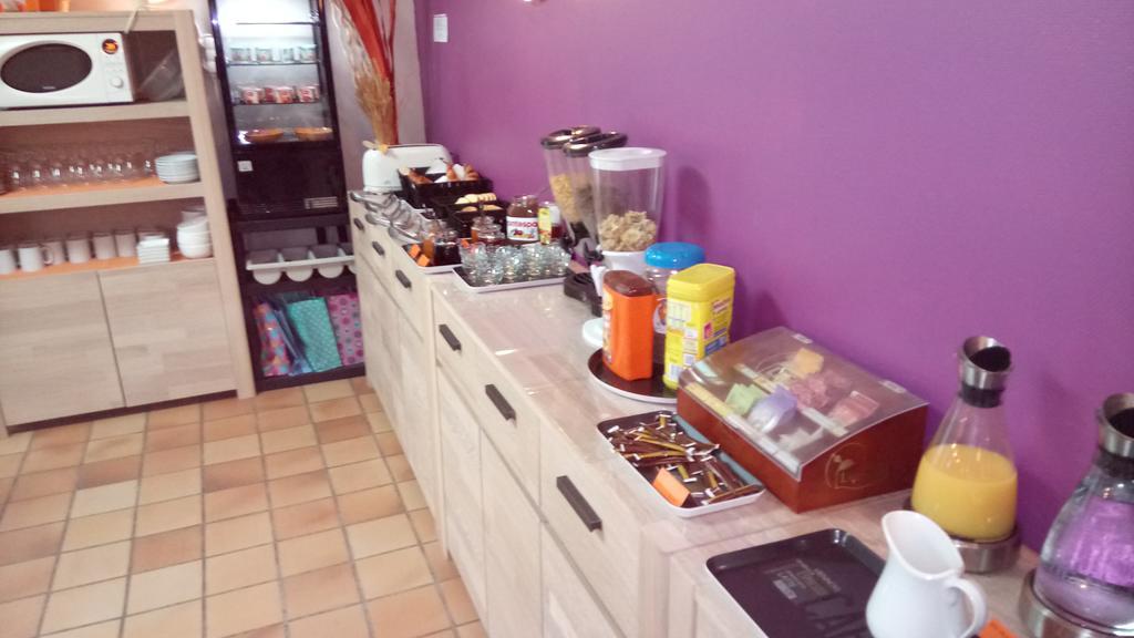 蒙特斯庞酒店 吕萨克莱沙托 外观 照片